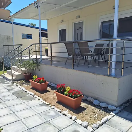 בית נופש Sea Breeze House *